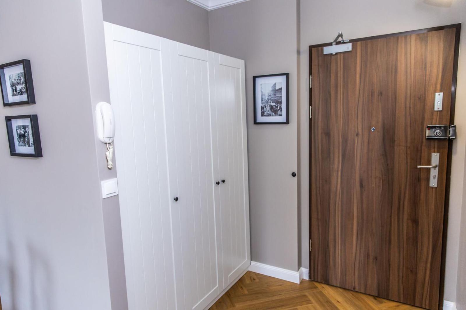 Solar Apartments I Stare Miasto 10Min I Priv Parking Free I Winda I Balkon Stary Toruń Dış mekan fotoğraf